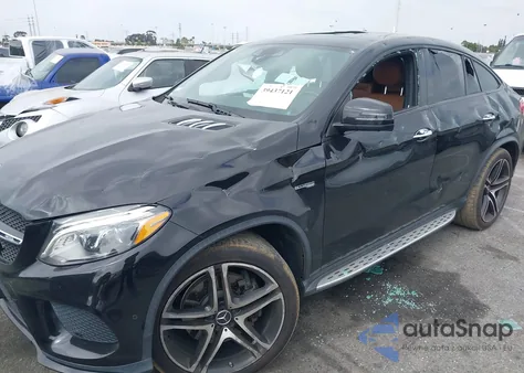 2019 Mercedes-Benz Amg Gle 43 Coupe 4Matic z USA, uszkodzony, nr VIN 4JGED6EB3KA129723